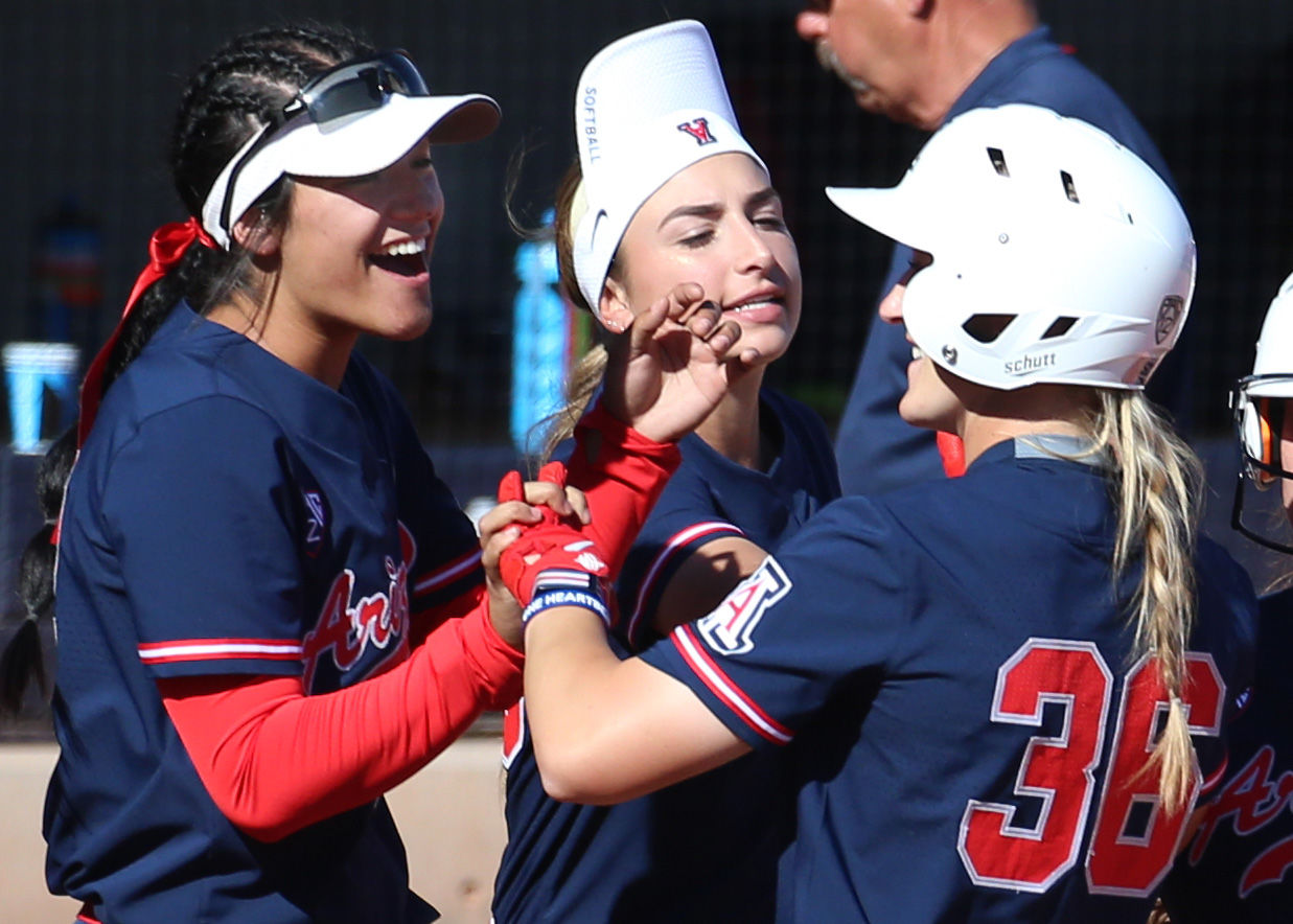 Arizona Wildcats 8, Oregon Ducks 0, Pac-12 softball